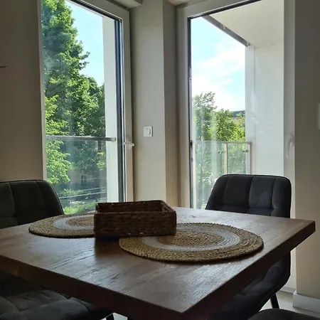 Mostowa 23 Bruno Apartment, Self Check-in 24h, Free Parking, Air-conditioning アパート