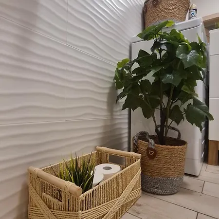 Mostowa 23 Bruno Apartment, Self Check-in 24h, Free Parking, Air-conditioning アパート *