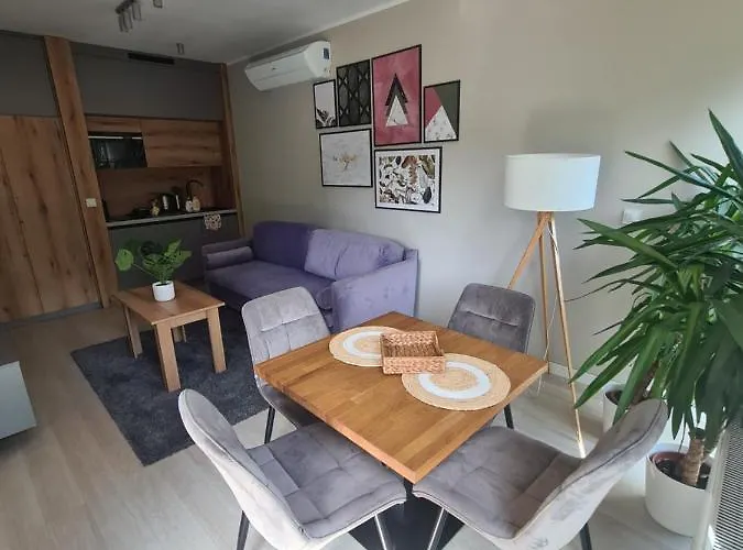 Apartment Mostowa 23 Bruno Apartment, Self Check-in 24h, Free Parking, Air-conditioning *